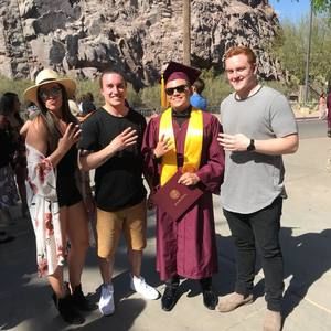 Meet your Posher, Levi